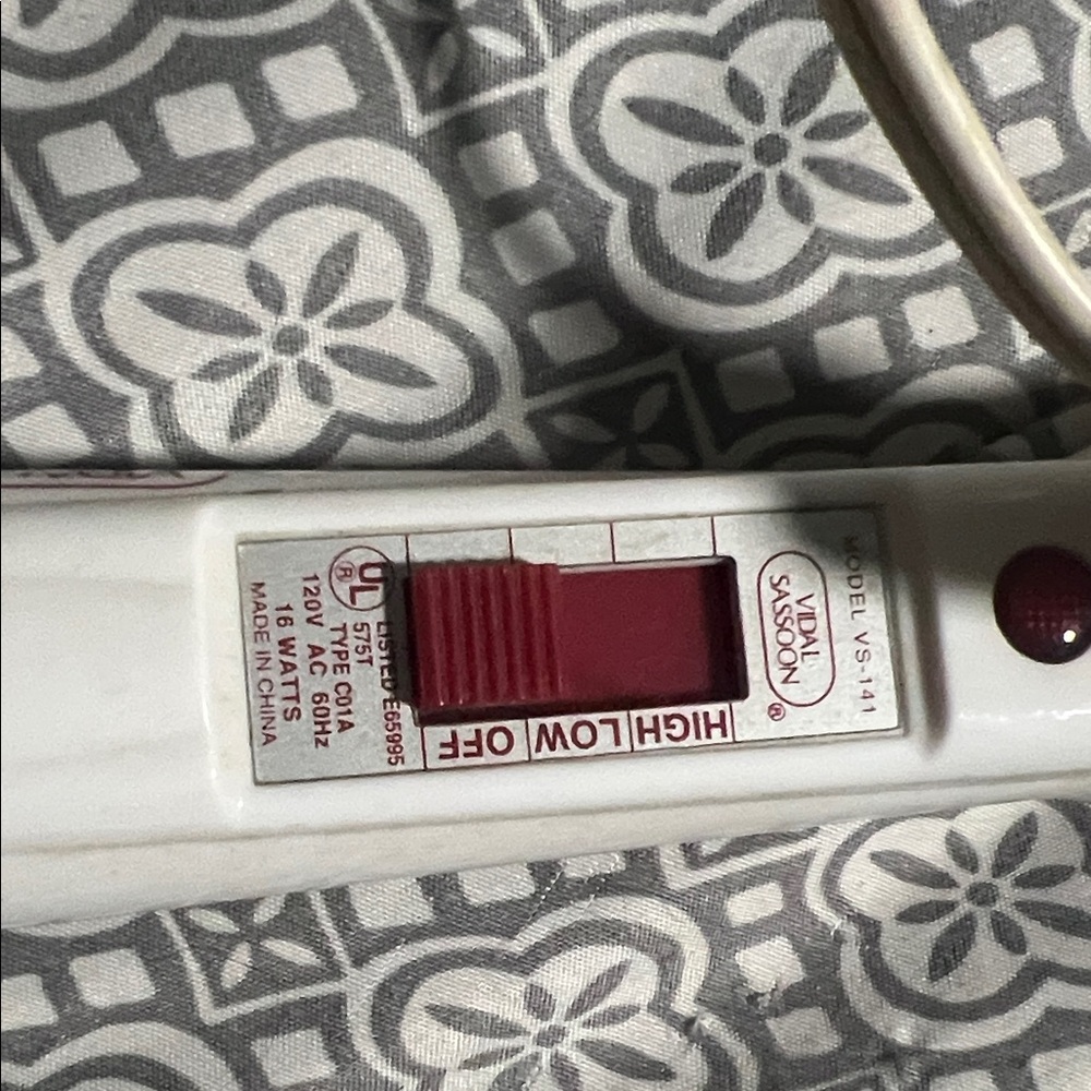 Red and White Hair Curling Iron - Picture 2 of 3